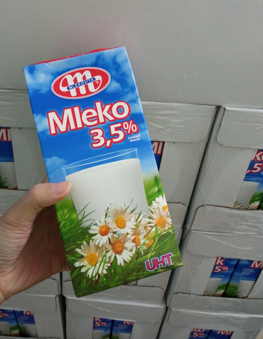 Sữa tươi tiệt trùng không đường Mlekovita 3,5%